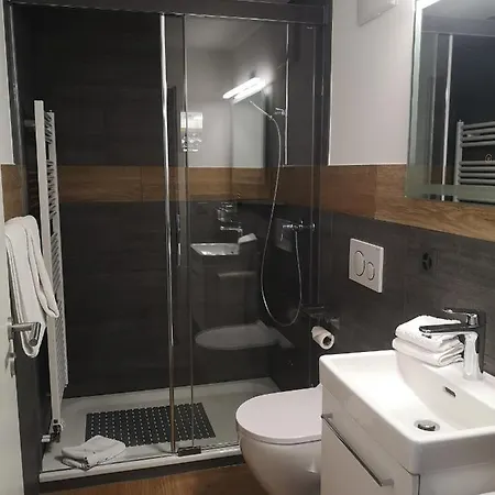 Zur Bündte Hotel 3*