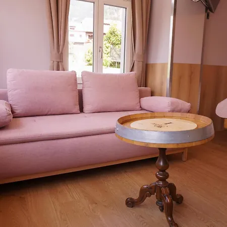 加斯多夫祖尔布德旅馆 酒店 3*