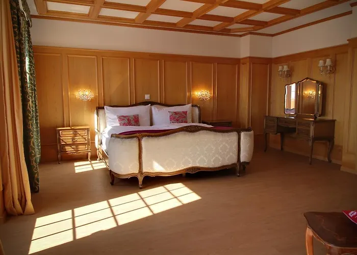 Hotel Zur Bündte 3*