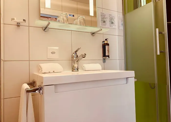 Hotel Zur Bündte Jenins