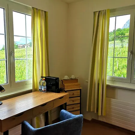 Hotel Zur Bündte 3*