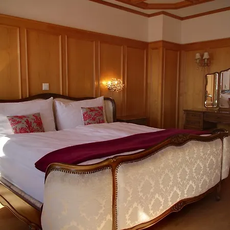Hotel Zur Bündte 3*